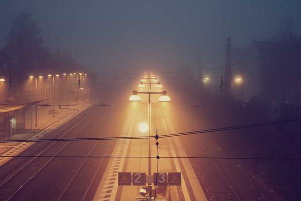 展示持续引发行业关注概念的视觉内容