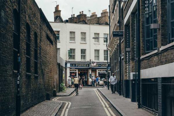 顶级运动员的表现往往与其商业代言企业的季度营收高度相关相关的高质量图像